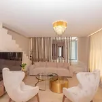 Villa Simun *