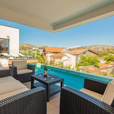 Simun Villa Zaton (Sibenik-Knin)