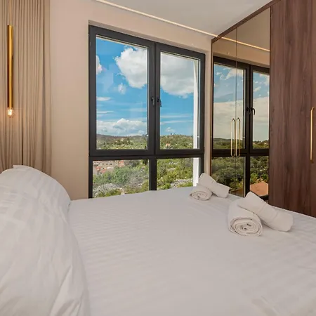 Simun Zaton (Sibenik-Knin)