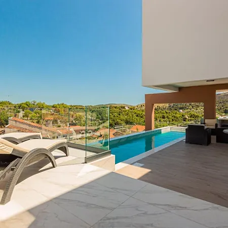 Simun Villa Zaton (Sibenik-Knin)